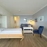 Διαμέρισμα Haus Metropol App 130 Mit Meerblick Und Balkon Βέστερλαντ